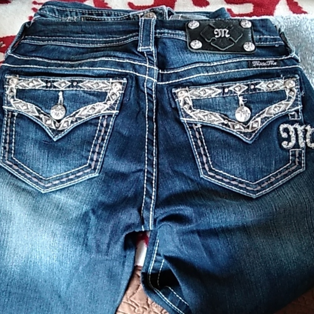 Miss Me Mid Rise Skinny jeans